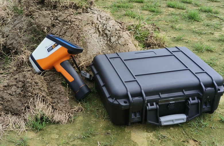 causes of soil pollution